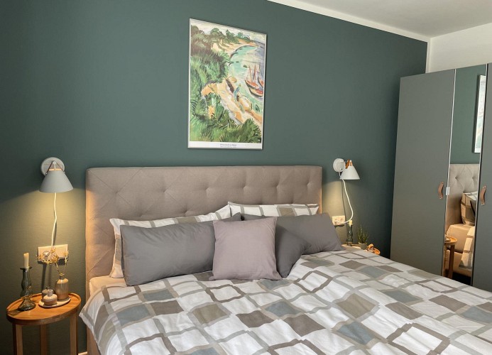 Marienlücht - Deine Ferien -Boxspringbett -  Schlafzimmer 2