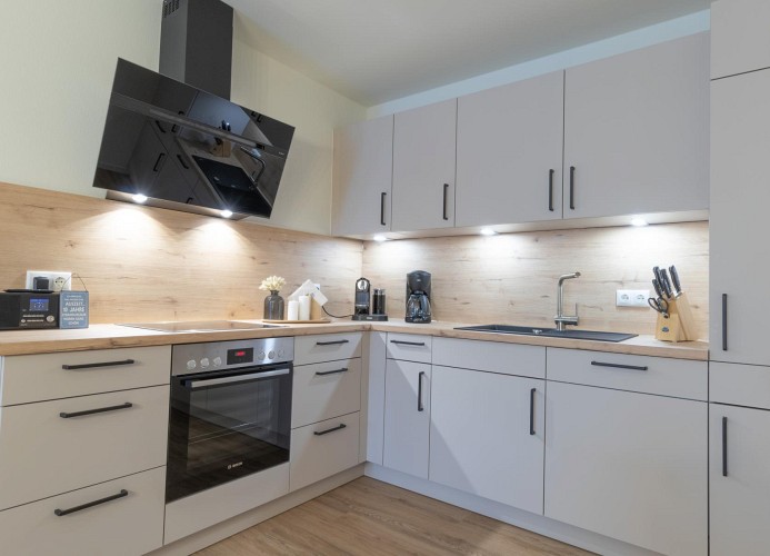 Ferienwohnung Hyggelig - Deine Ferien - große Küchenzeile