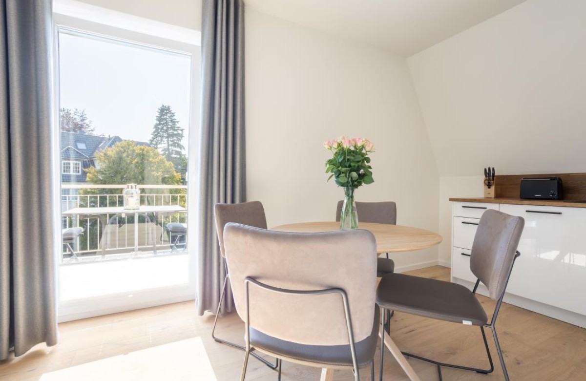 Villa Dornkamp - Wohnung 5 - Deine Ferien - Essbereich