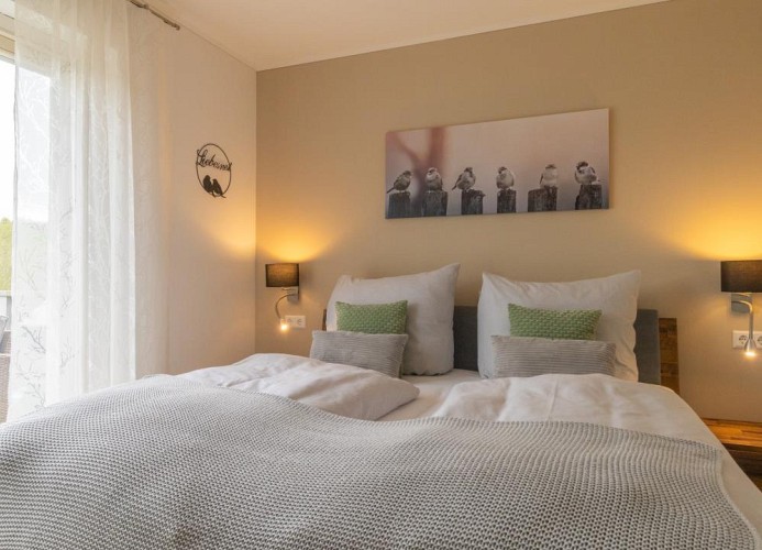 Naturverliebt am Diemelsee-Waldblick - Deine Ferien - Schlafzimmer 1 Doppelbett