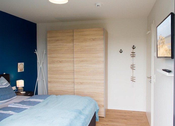 Schlafzimmer 1