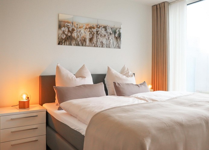BeltBlick 4 - Deine Ferien -  Boxspringbett - Schlafzimmer 1