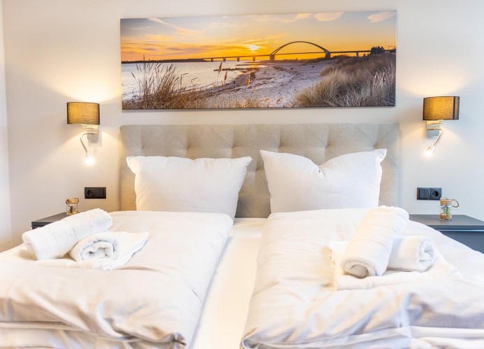 BeltBlick 15 - Deine Ferien - Boxspringbett - Schlafzimmer 1