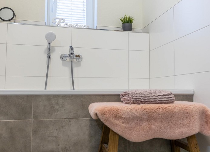 Diemelblick 17 - Deine Ferien - Badewanne