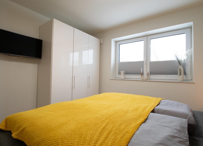 Ferienwohnung Hyggelig - Deine Ferien - großer Kleiderschrank 