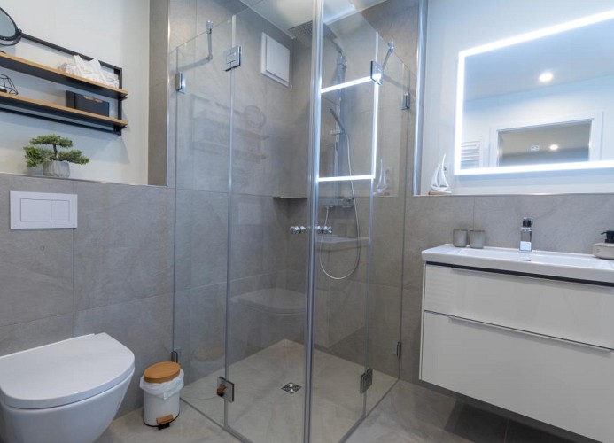 Dorumer Sielhuus 20 - Deine Ferien - Wellnessdusche bodentief 