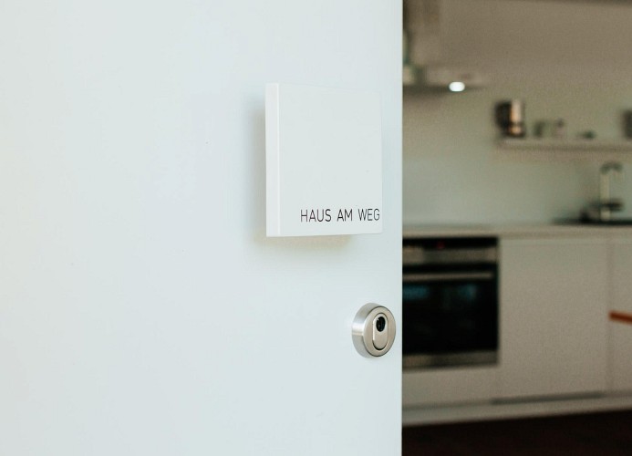 Haus am Weg - Deine Ferien - Eingangstür