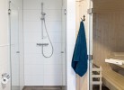 Auszeit im Sielhuus -  Deine Ferien - Badezimmer1 mit ebenerdiger Dusche