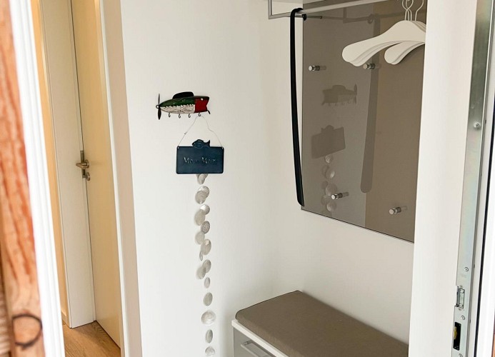 Meerzeit Tossens - Deine Ferien - Garderobe