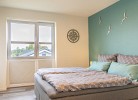 Neue Liebe Haffkrug 4 - Deine Ferien - Boxspringbett - Schlafzimmer 1