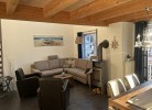 Ein Sofa und zwei Sessel