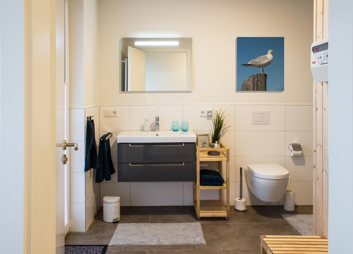Auszeit im Sielhuus -  Deine Ferien - Badezimmer 1 mit Sauna