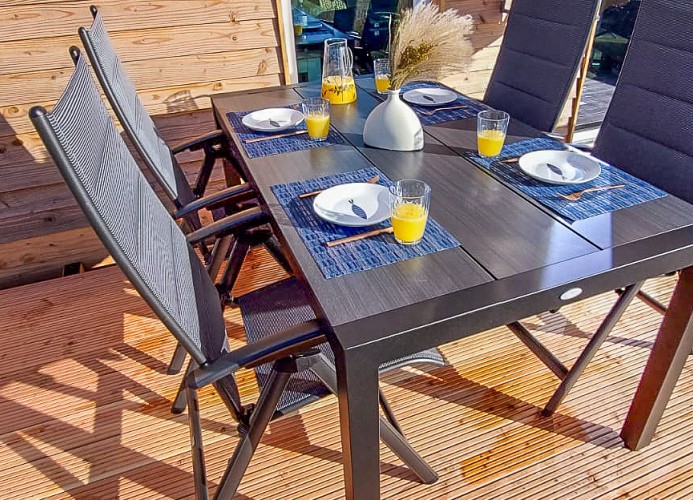 Deichbude Tossens - Deine Ferien - Terrassenmöbel